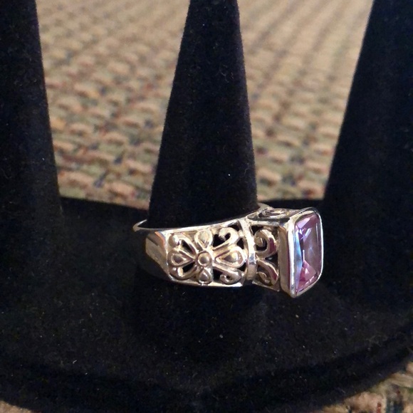 Ring - Picture 2 of 4